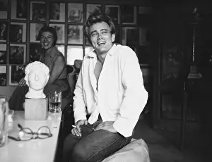 Famous People Prints: James Dean