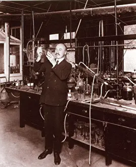 Plastic Prints: Leo Baekeland, Chemist