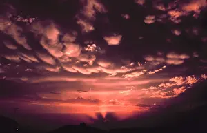 Breasts Prints: Mammatus Clouds