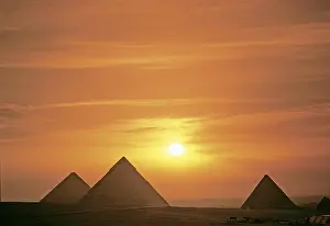 : Pyramid of Giza, Egypt, Sunrise