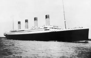 Titanic Prints: RMS Titanic, 1912