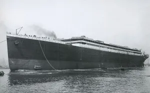 Titanic Prints: RMS Titanic Launch, 1911