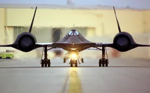 Flying Prints: SR-71 Blackbird, 1990s
