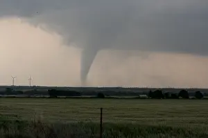Strong Prints: Tornado