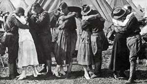 Global Prints: WWI, Doughboys Kiss Sweethearts Goodbye