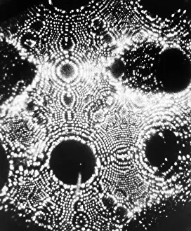 Effect Prints: X-Ray Diffraction of Radium